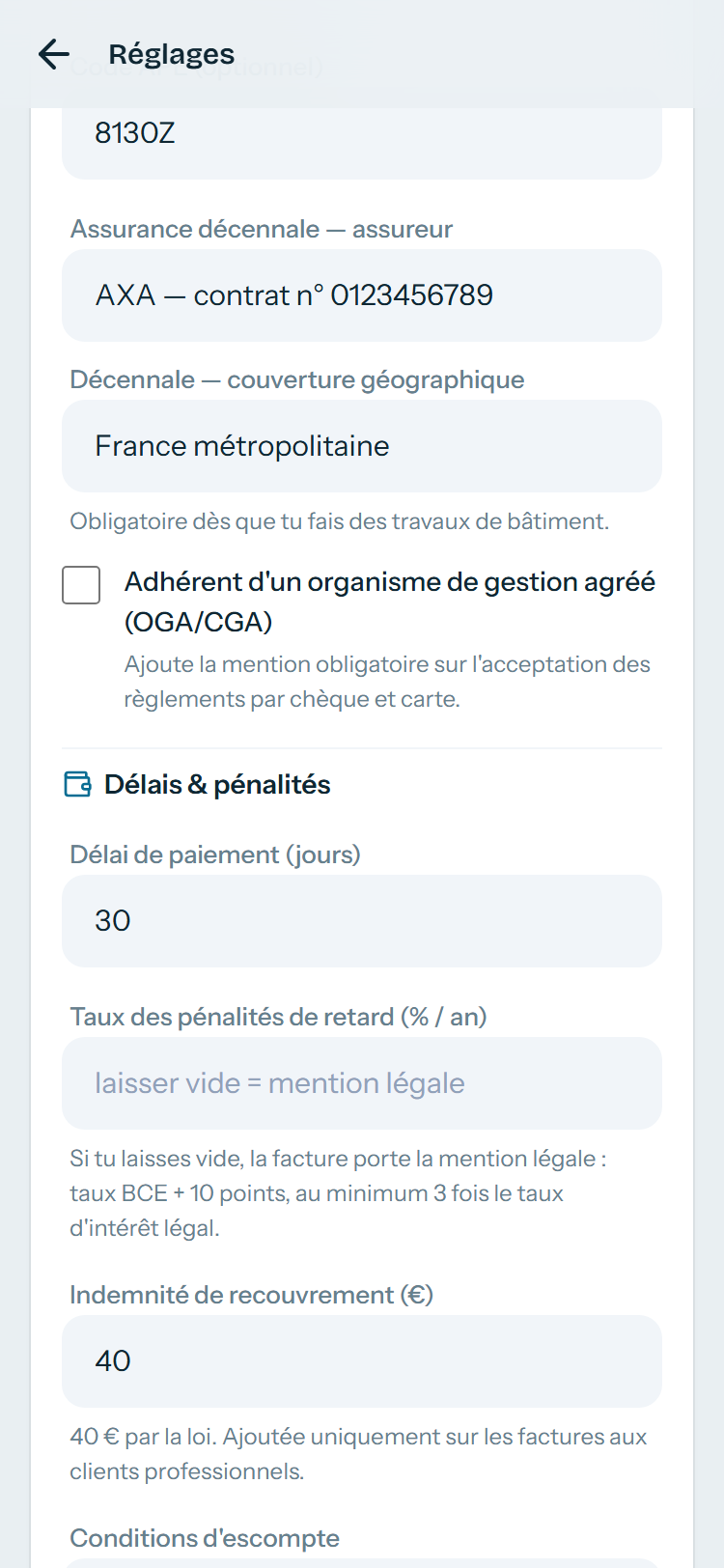 Délais & pénalités : délai de règlement, taux de retard, indemnité de 40 €.