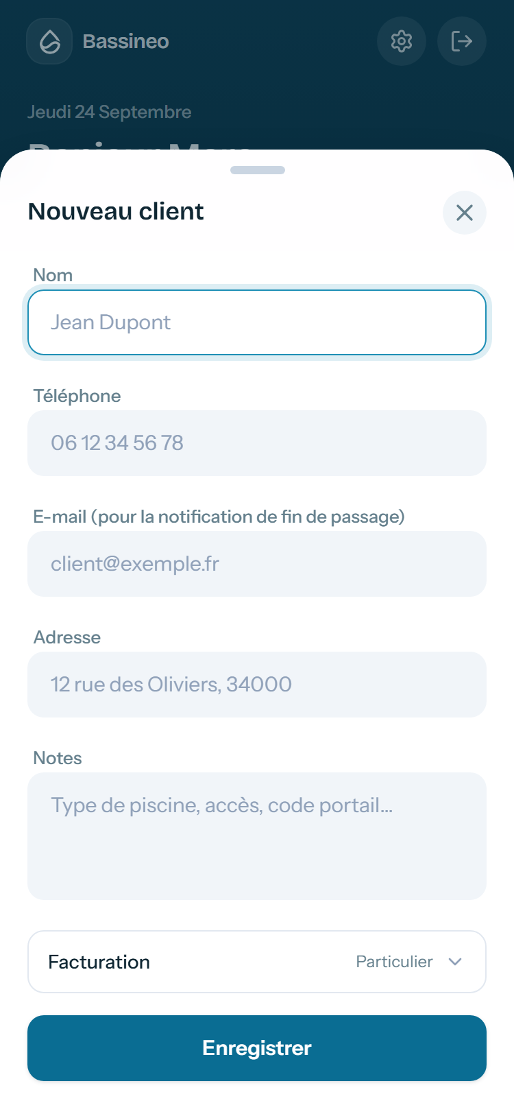 La fiche à remplir : nom, téléphone, adresse, e-mail.
